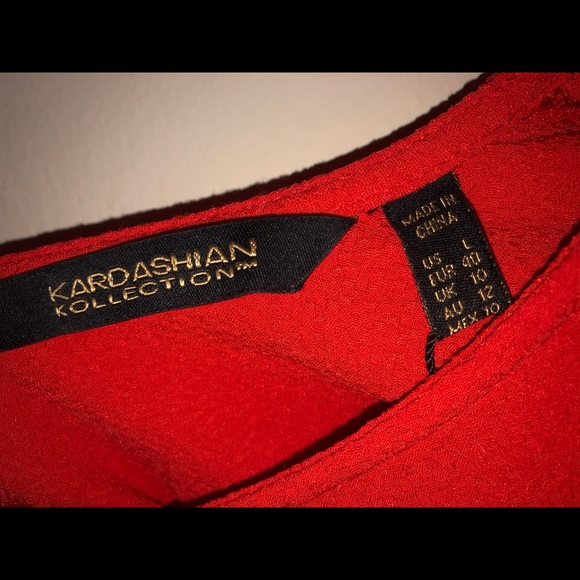 Red cropped long sleeve - Picture 3 of 3